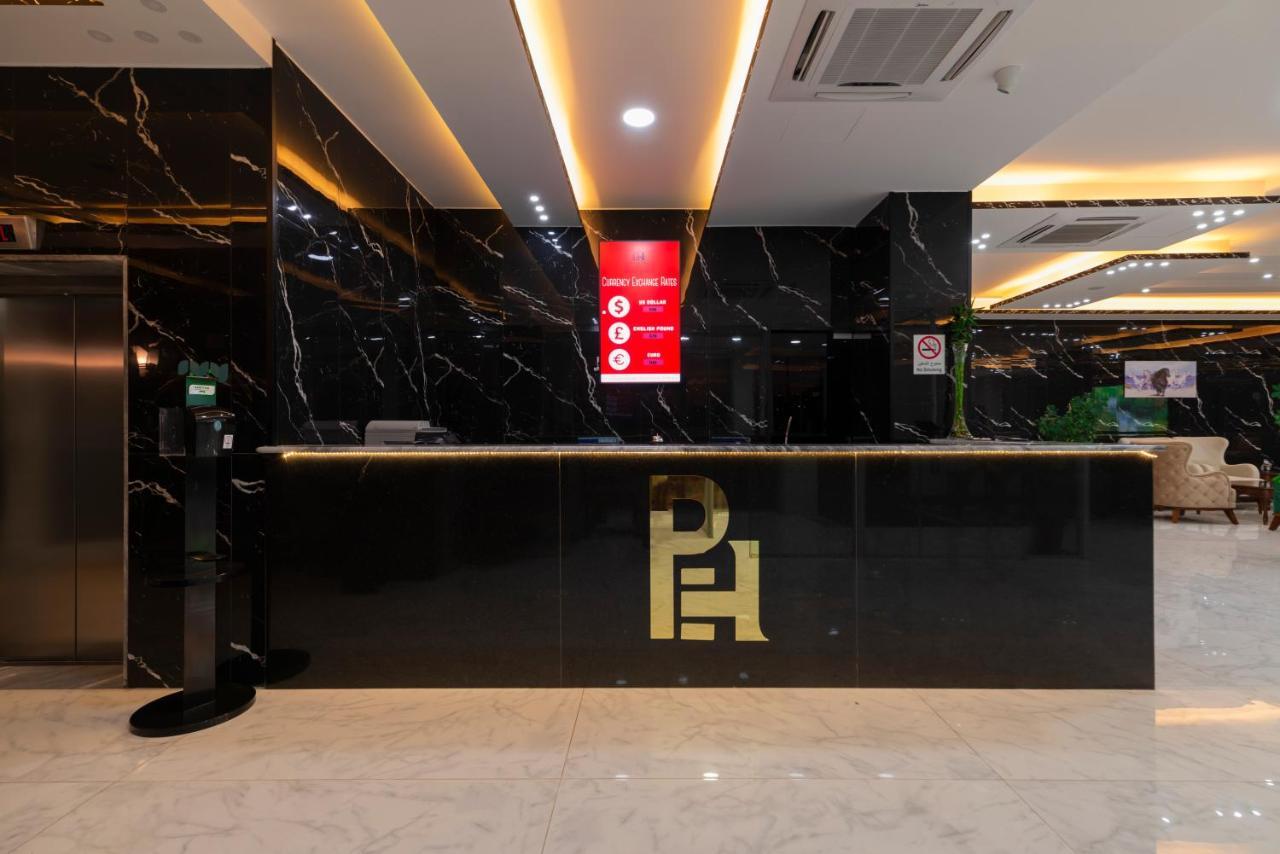 Petra Elite Hotel Вади Муса Екстериор снимка