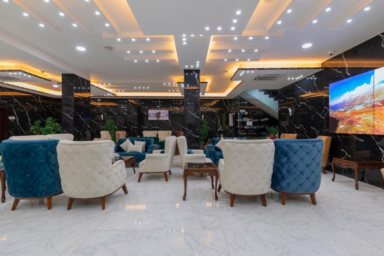 Petra Elite Hotel Вади Муса Екстериор снимка
